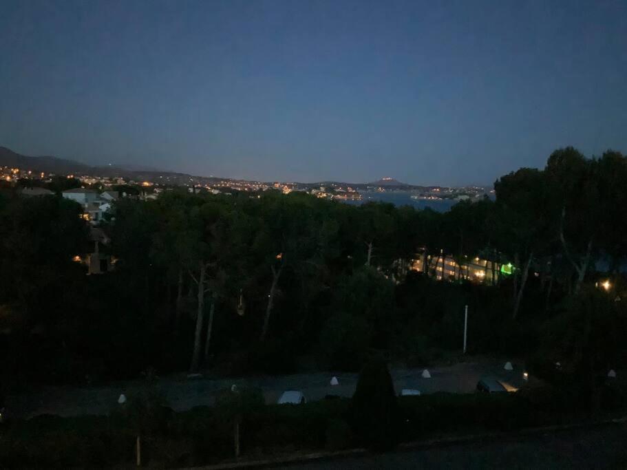 Athena Ohana, Les Pieds Dans L'Eau Bandol Zewnętrze zdjęcie